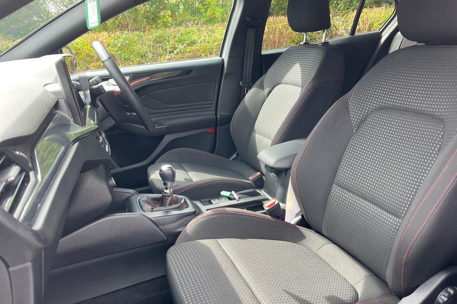 Ford FOCUS Photo 18