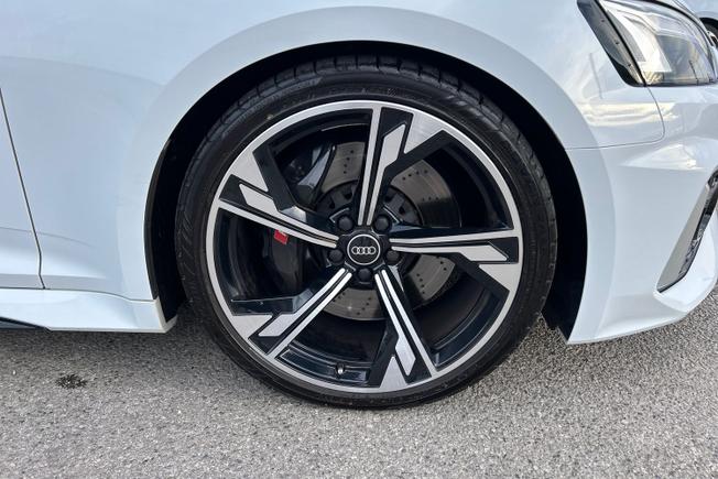 AUDI RS5 Photo 25