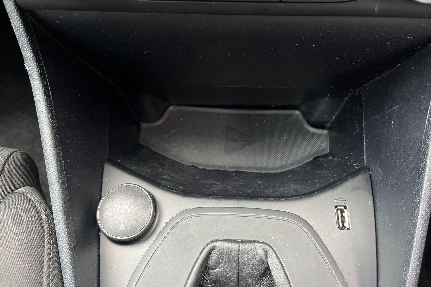 Ford FIESTA Photo 35