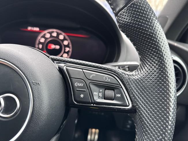 AUDI S3 Photo 17