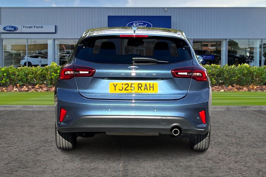 Ford FOCUS Photo autoimg-3d7d5777313efe2ad50f2c7d505d425e9f39de8f.jpg