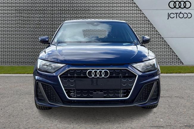AUDI  A1 Sportback  Photo 8