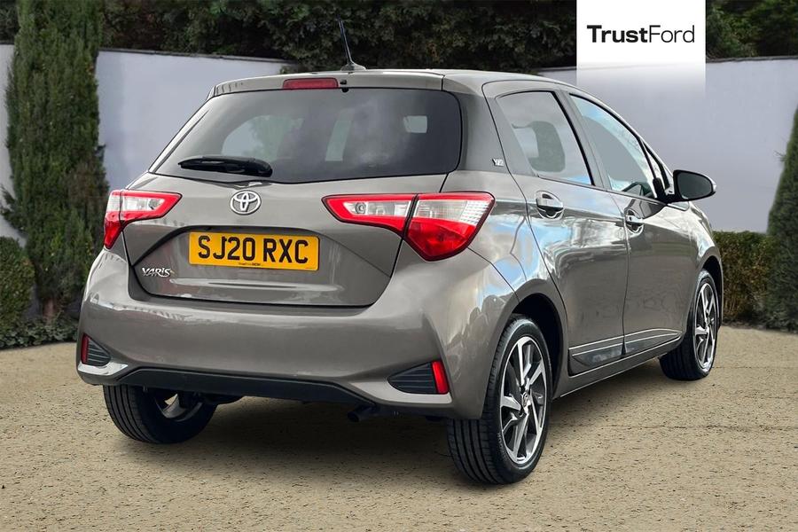 Toyota Yaris Photo autoimg-3d802f9caa6d9351526e72feb910fef0abddb329.jpg