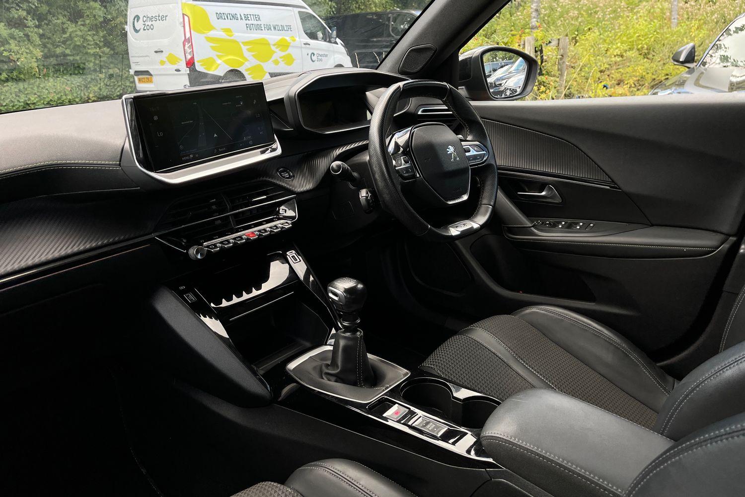 Peugeot 2008 Photo 17