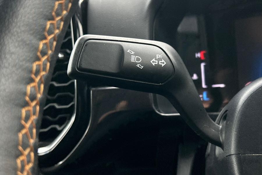 Ford RANGER Photo autoimg-3d8528397a33f6594fe70b76b0a9bfb51e8b1829.jpg