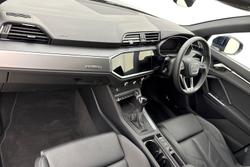 AUDI Q3 Photo 2