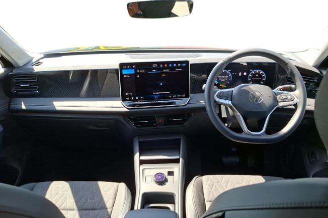 VOLKSWAGEN Tiguan Photo 10