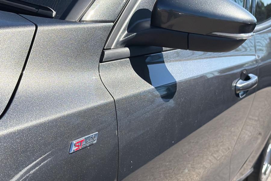 Ford FOCUS Photo autoimg-3d89c87950925ae293d6d8ff4a27d39c3bb6bfc4.jpg