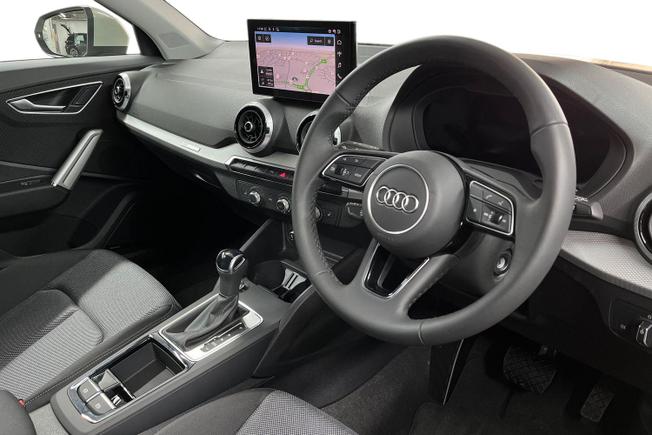 AUDI Q2 Photo 6
