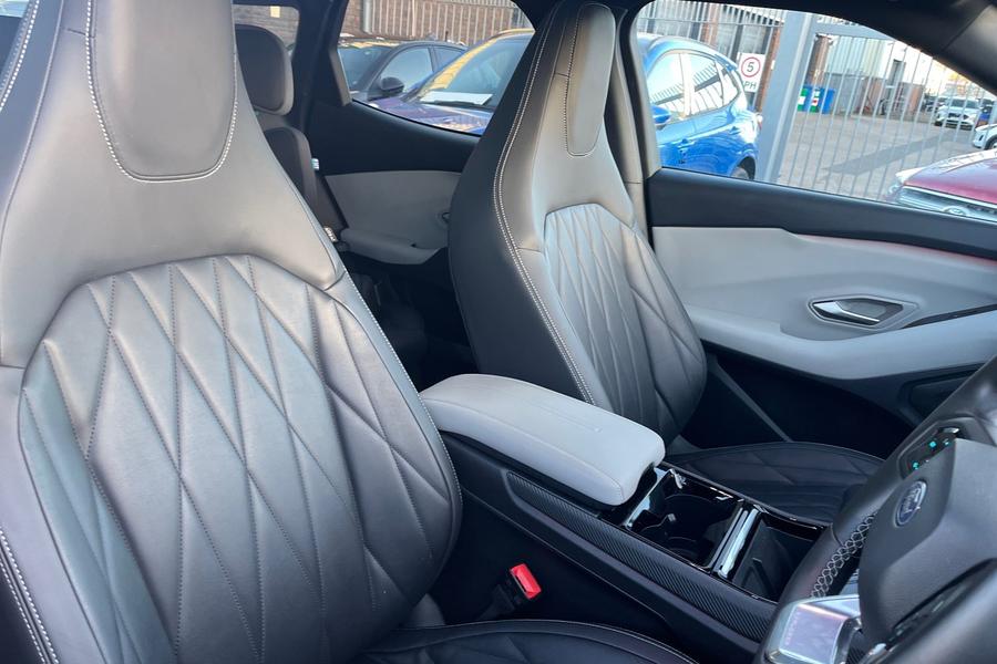 Ford Explorer Photo autoimg-3d9139d699e68ef95fb20d53997999acc6fd214c.jpg