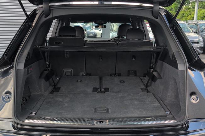Audi Q7 Photo 12