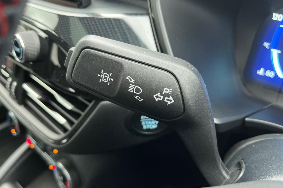 Ford KUGA Photo autoimg-3d93ad87b560a5ef0717a36777a7a50f6da9d9cf.jpg