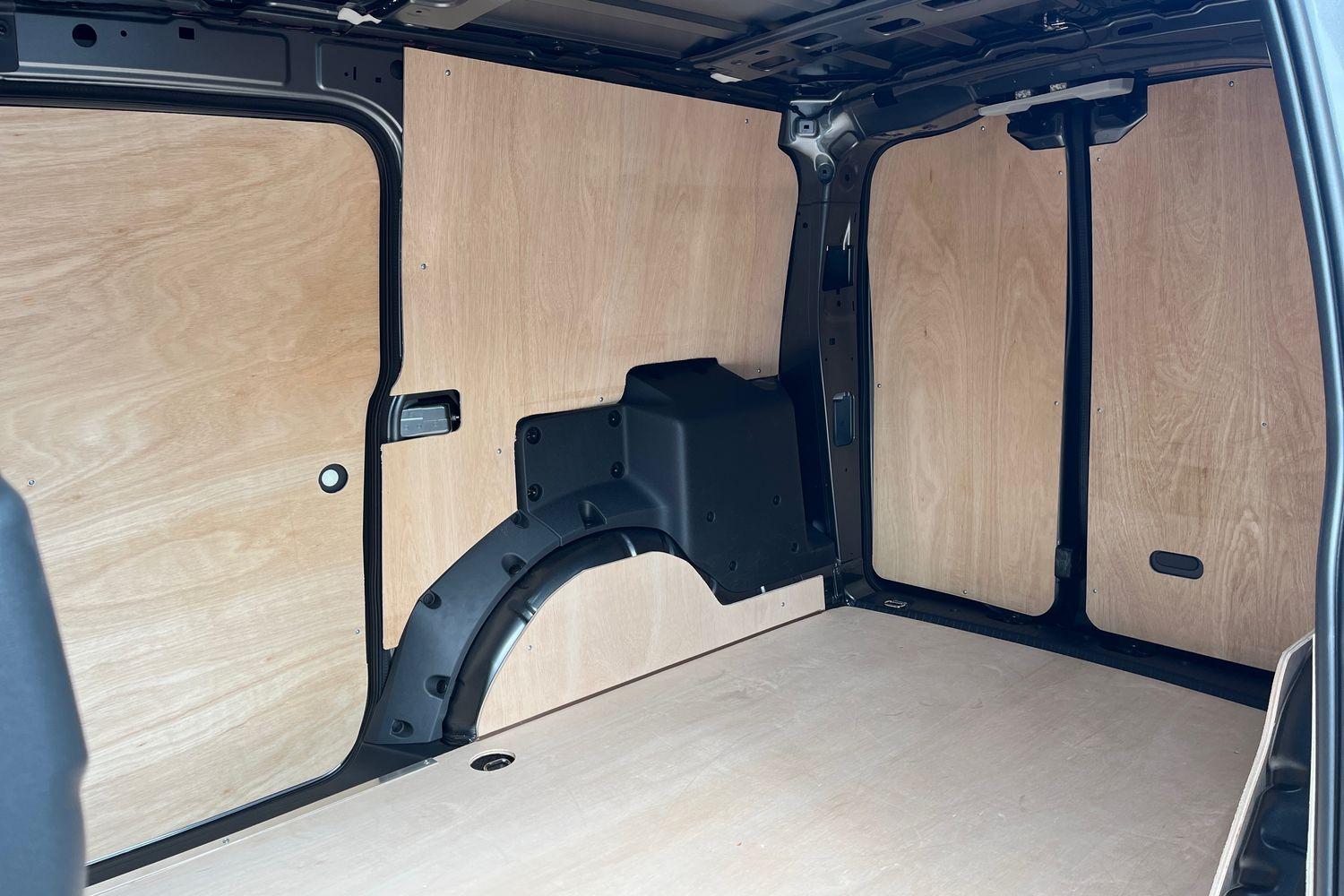 Ford TRANSIT CONNECT Photo 3