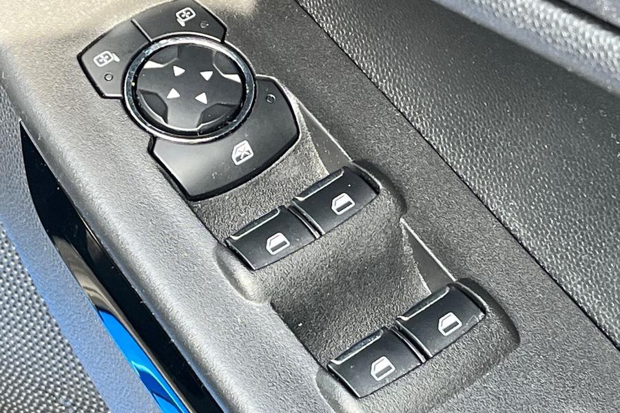 Ford EcoSport Photo autoimg-3d975c90734f581363ffb885deae16be9377db69.jpg