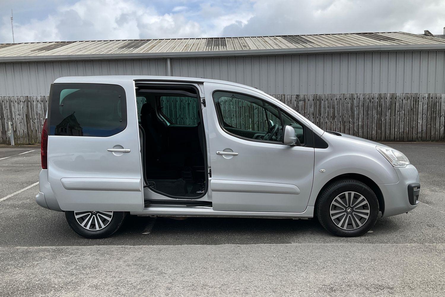 Peugeot Partner Tepee Photo 35