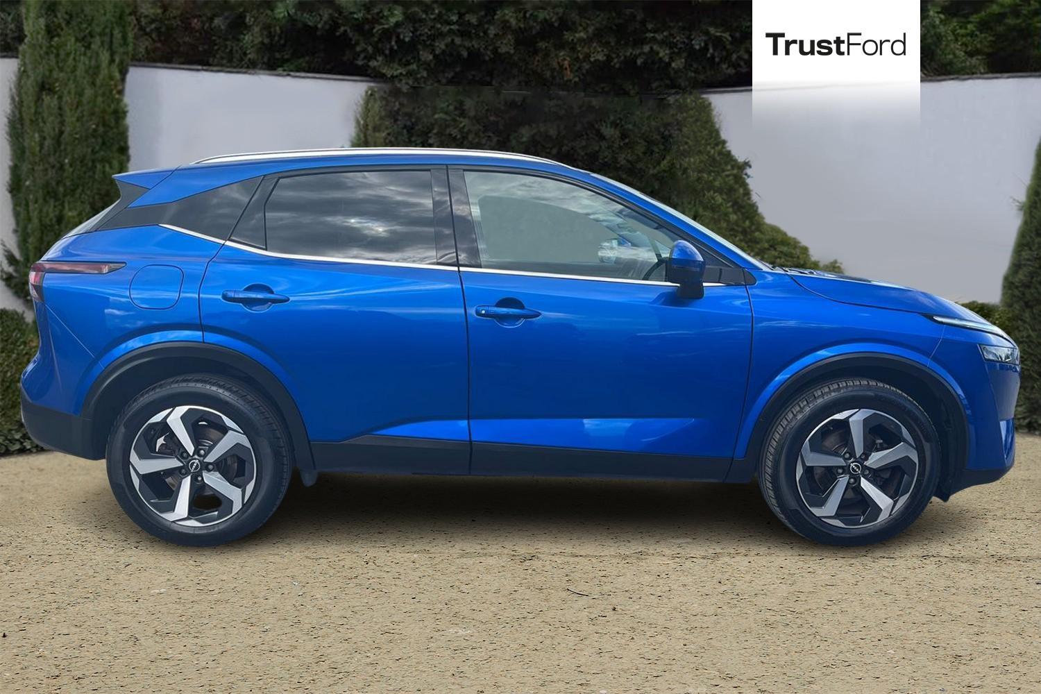 Nissan QASHQAI Photo 2