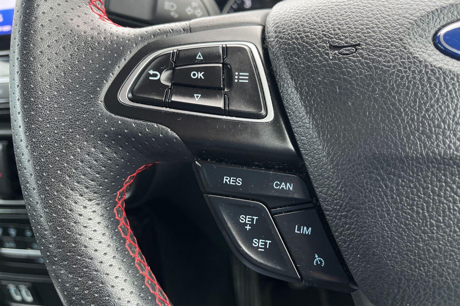 Ford EcoSport Photo 23