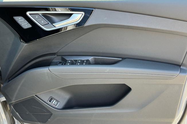 AUDI Q4 E-Tron Photo 40