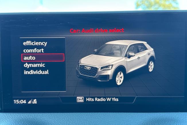 Audi Q2 Photo 26