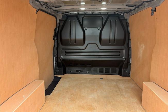 VOLKSWAGEN Transporter Photo 12