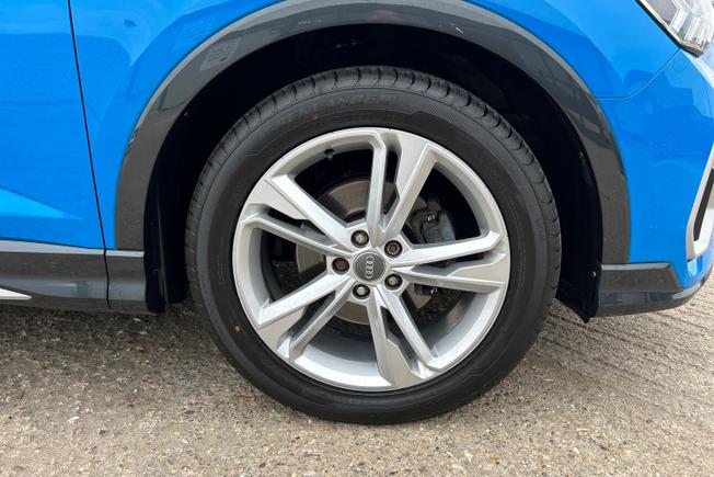 Audi Q3 Photo 5