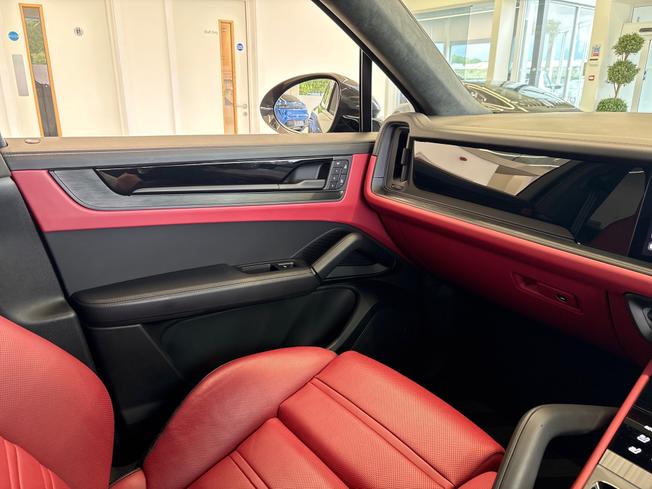PORSCHE Cayenne Photo 43