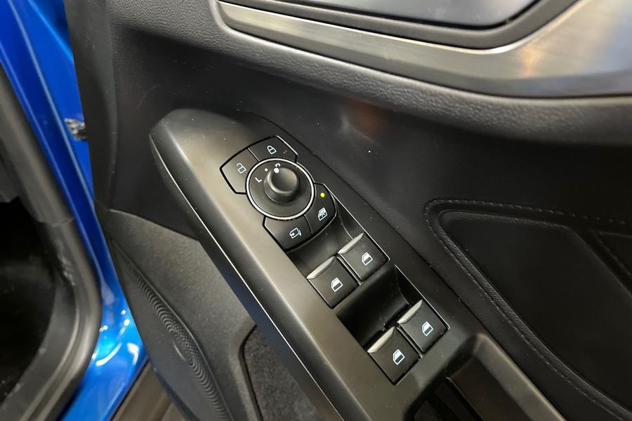 Ford FOCUS Photo autoimg-3da72a1ed05fb430d920ca106f8a049d87cf952e.jpg