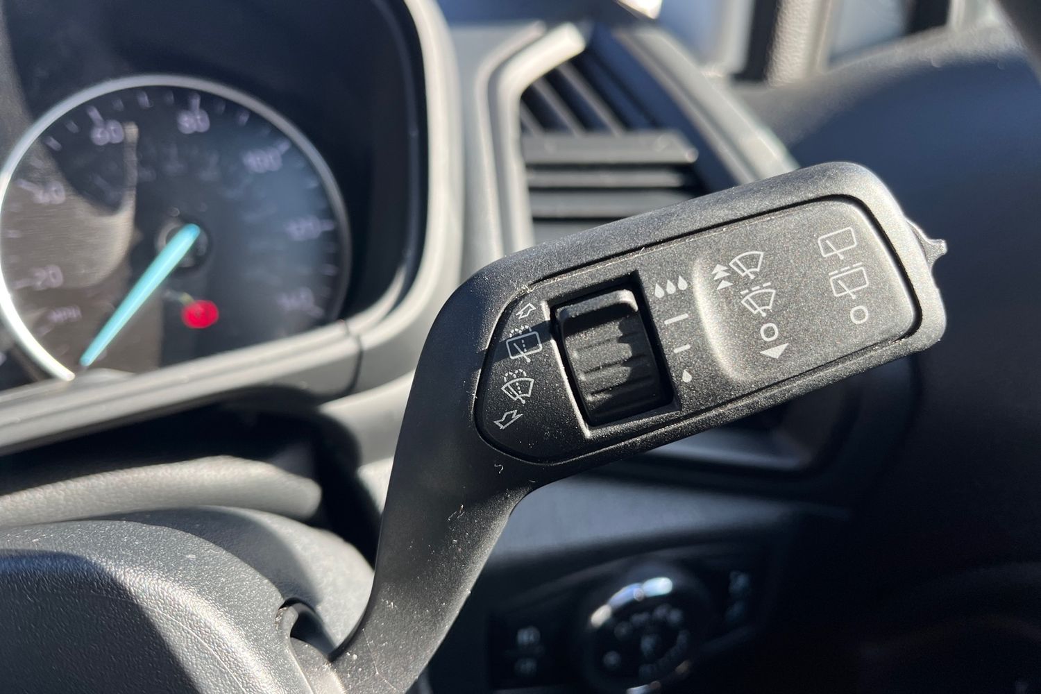 Ford ECOSPORT Photo 14