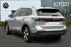 VOLKSWAGEN Tiguan Photo 3