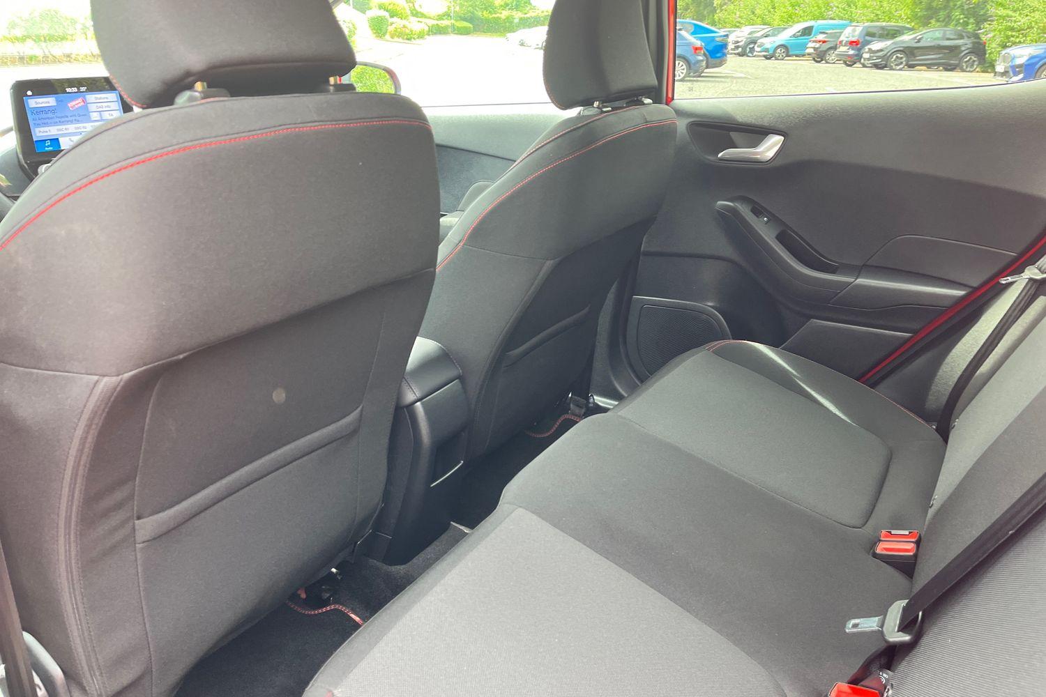 Ford Fiesta Photo 35