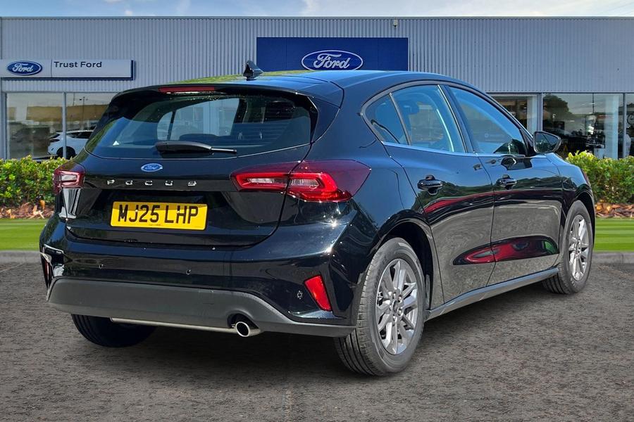 Ford Focus Photo autoimg-3db2824f7320a0f885523dd91a1a0830985bf9f2.jpg
