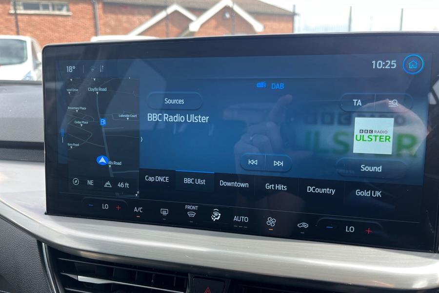 Ford Ford Focus Hatchback 1.0 EcoBoost Hybrid mHEV Titanium 5dr Photo autoimg-3db2d09cf83a2f6e2c22fac485fe5ab94507f2a6.jpg