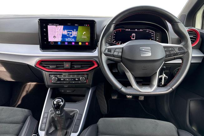 SEAT Arona Photo 11