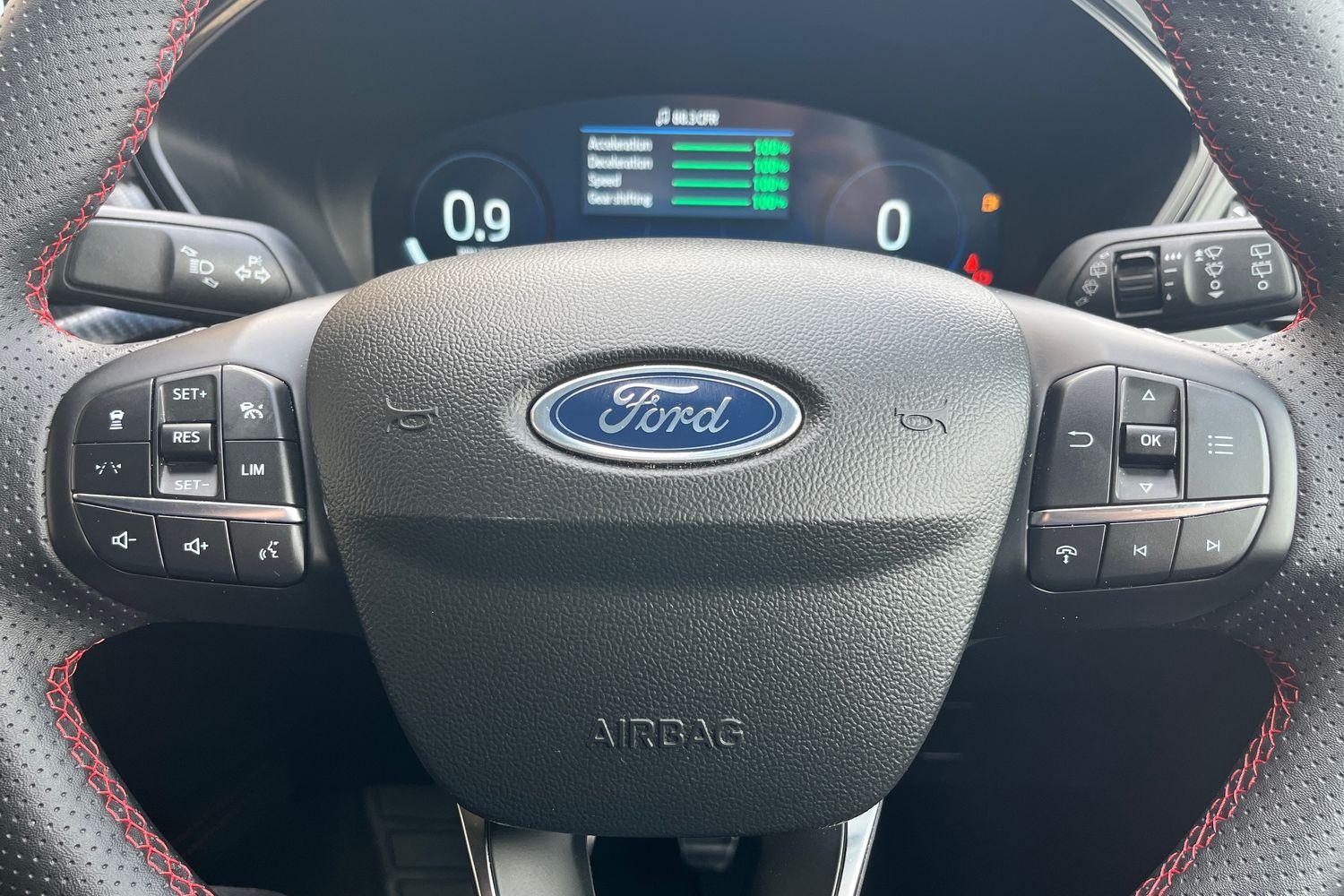 Ford KUGA Photo 11