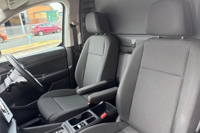 VOLKSWAGEN Caddy Maxi Photo 26
