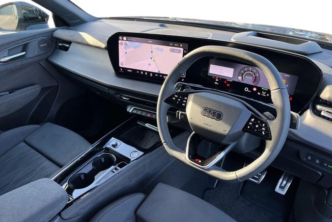AUDI Q3 Photo 6