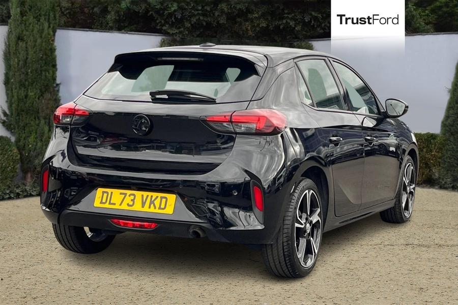 Vauxhall CORSA Photo autoimg-3dca7d2288f6e8df6aaa20e4cfe9f9b65f9ee44f.jpg