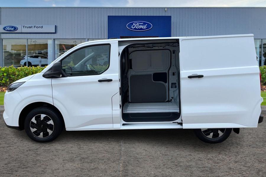 Ford E-TRANSIT CUSTOM Photo autoimg-3dcb1af0283c285413bc75be2cb16e1400eb0974.jpg