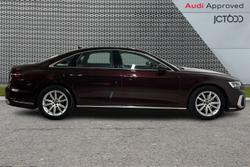 Audi A8 Photo 4