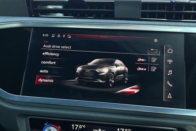 Audi RS Q3 Photo 29