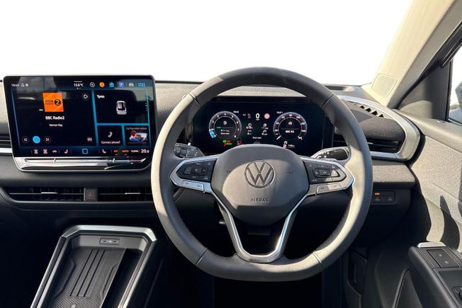 VOLKSWAGEN T-Roc Photo 11