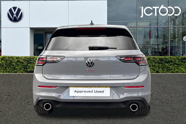 Volkswagen Golf Photo 7