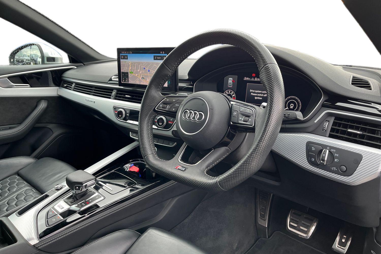 Audi RS5 Photo 8