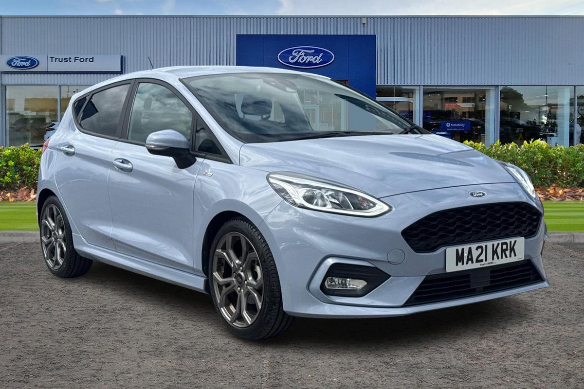 Ford Fiesta listing photo