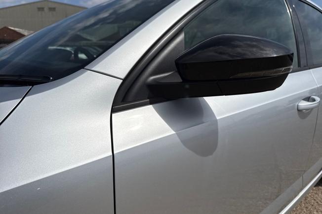 ŠKODA Octavia Photo 21