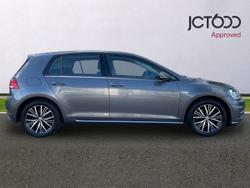 Volkswagen Golf Photo 4