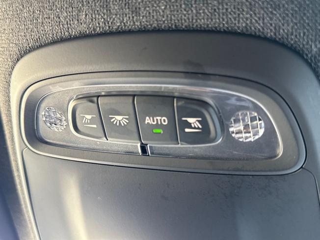 VOLVO Xc40 Photo 58