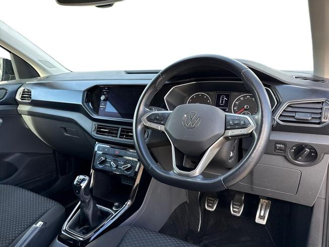 VOLKSWAGEN T-Cross Photo 6
