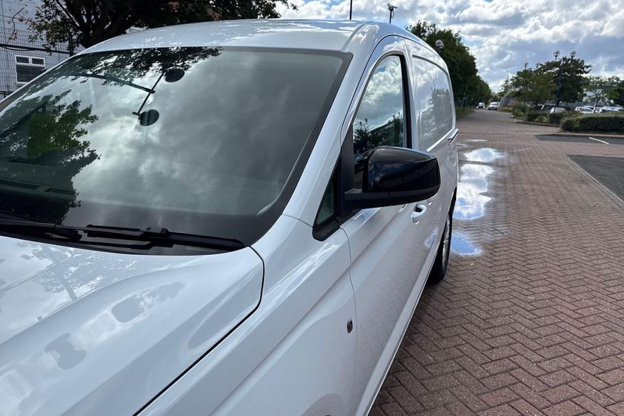 Used Ford TRANSIT CONNECT BG75DNU 23