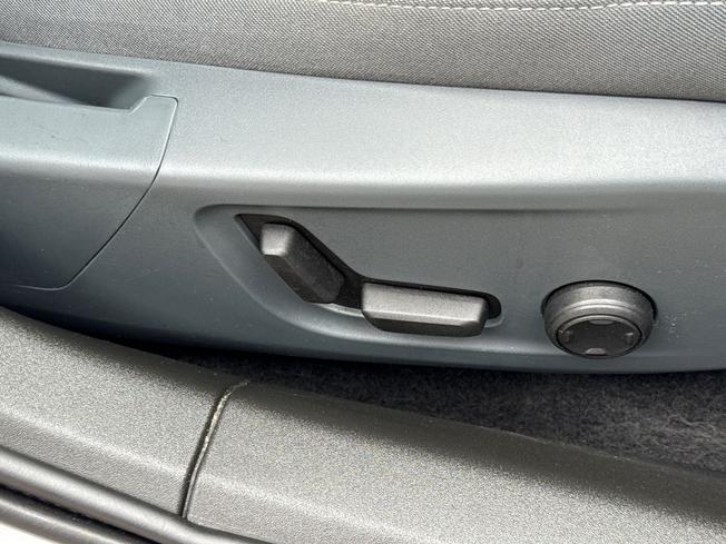 POLESTAR Polestar 2 Photo 47